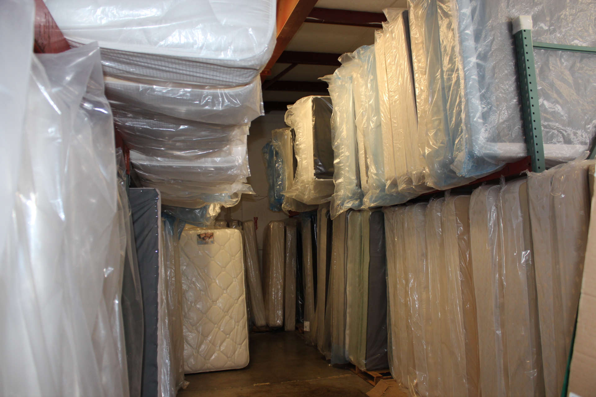 wholesale mattress shop near me